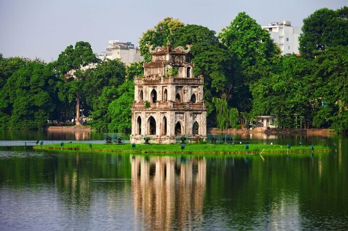 Foreign visitor recommends 7 “must-try” travel experiences in Vietnam’s capital 3909-17